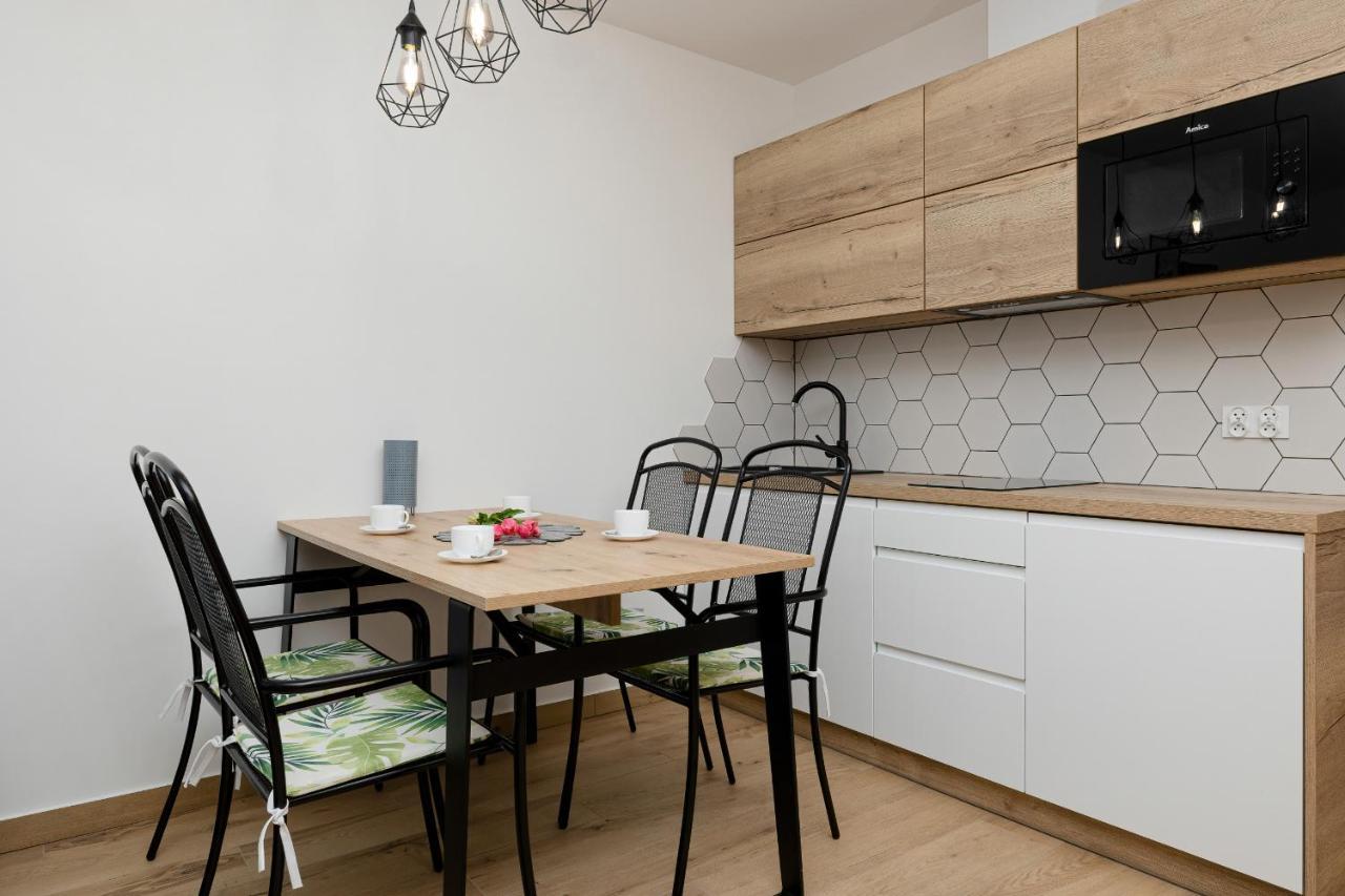 Apartamenty Zielona 11 By Noclegi Renters Miedzywodzie Ngoại thất bức ảnh